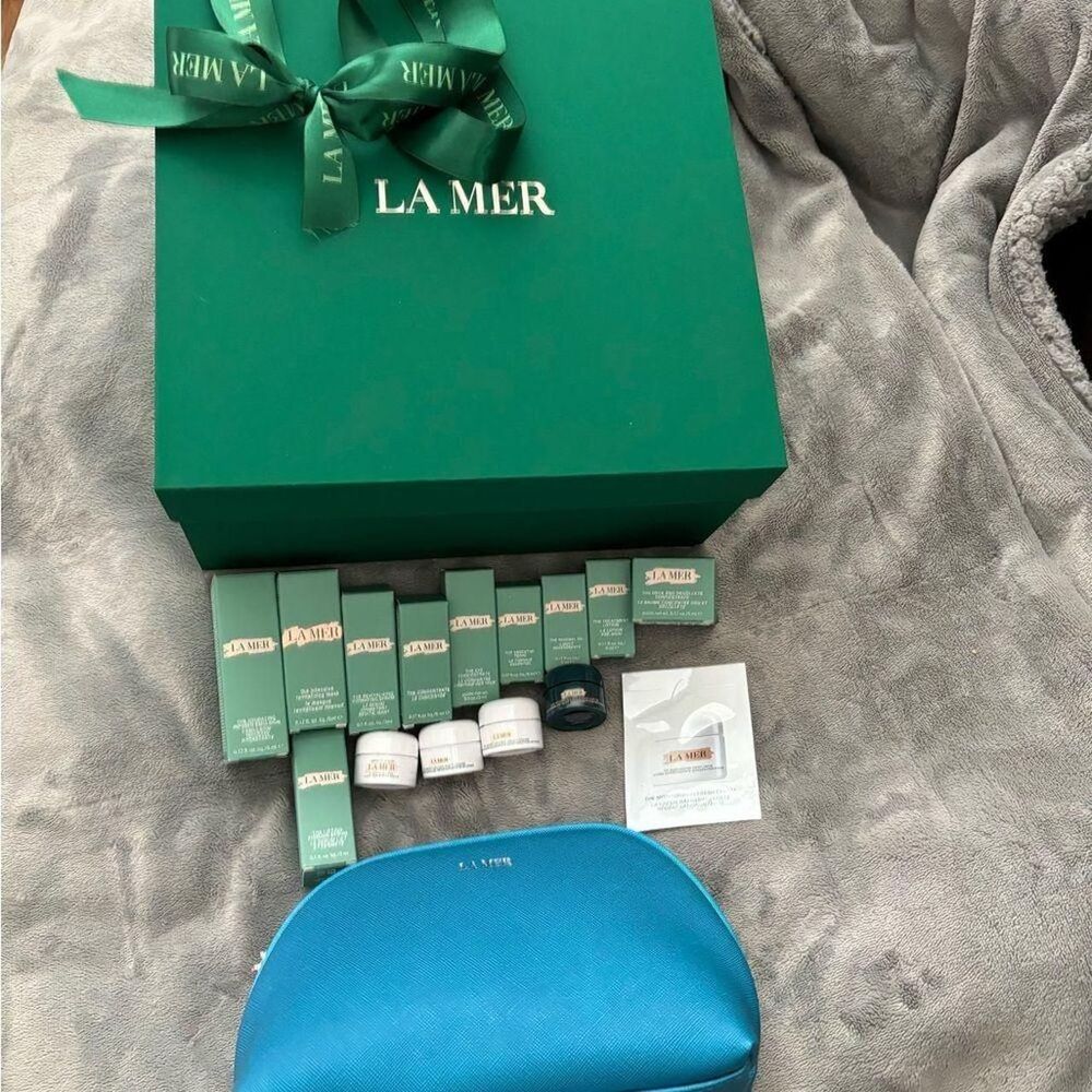 La-mer Green and Blue Skincare